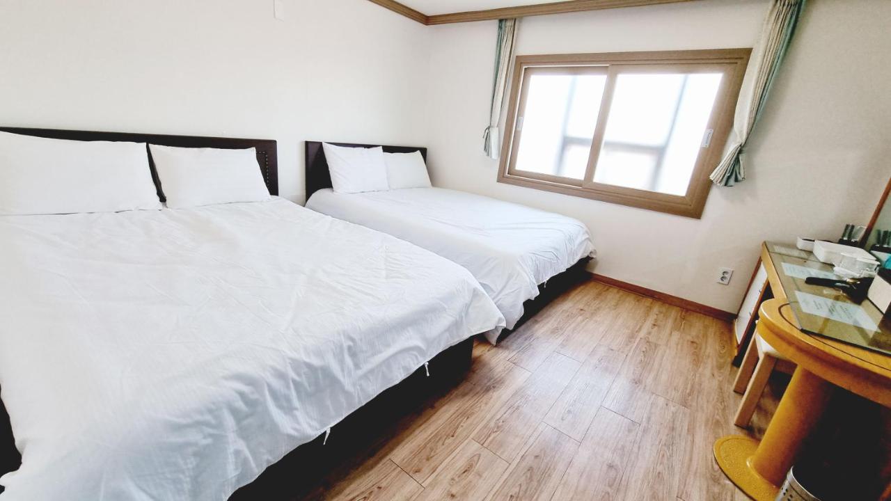 Top Island Hotel Jeju Extérieur photo